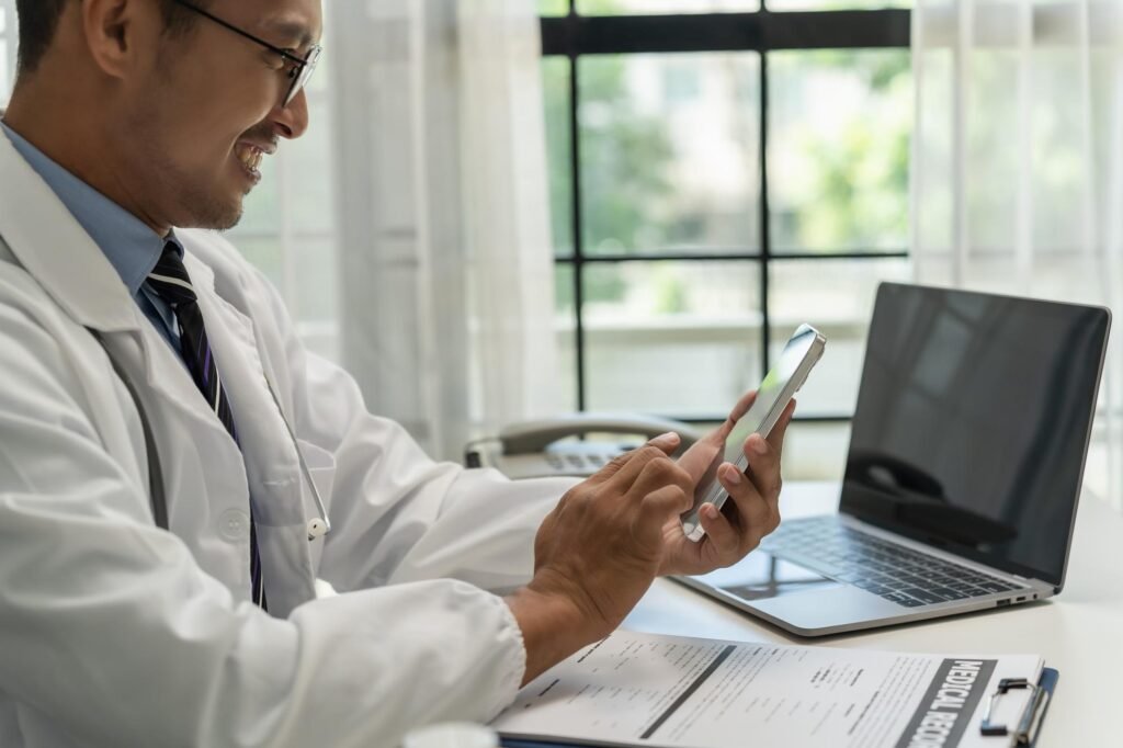 5 stratégies pour le référencement d&rsquo;un  médecin par ChatGPT